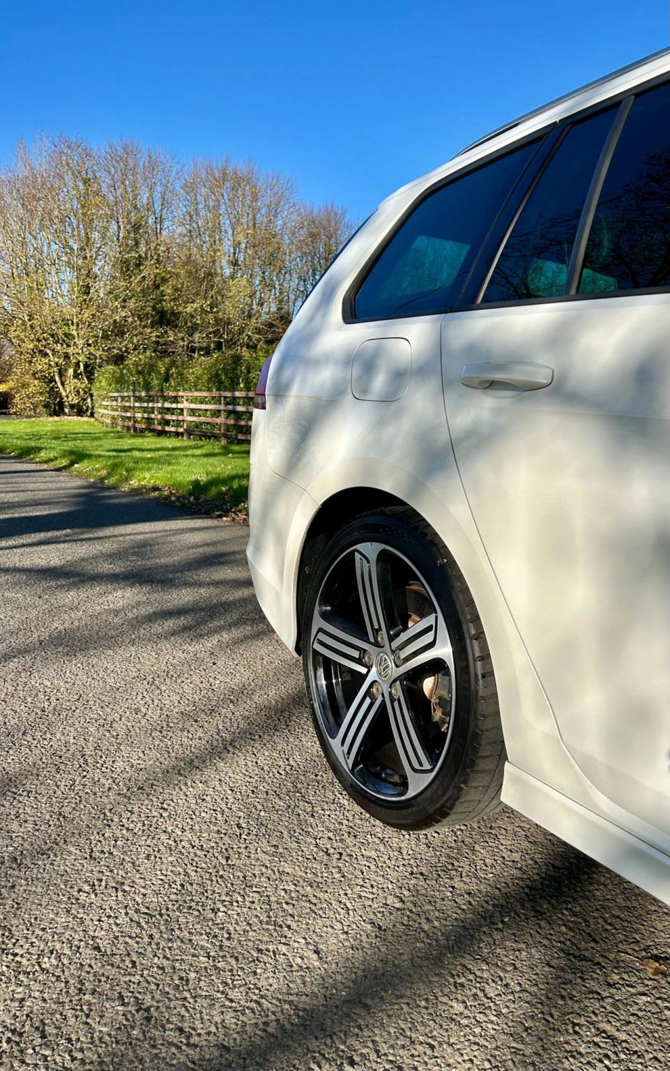 Volkswagen Golf R Estate - Deane Motors