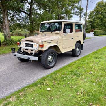 Toyota Land Cruiser FJ40